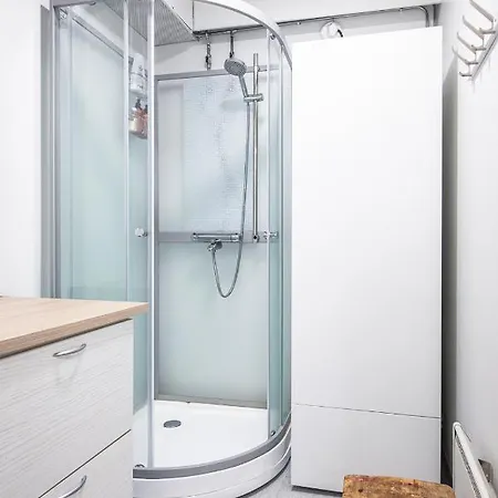 Apartament Tuurin Kukkis *