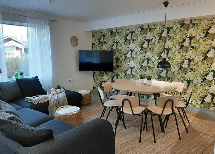 Tuurin Kukkis Daire Tuuri